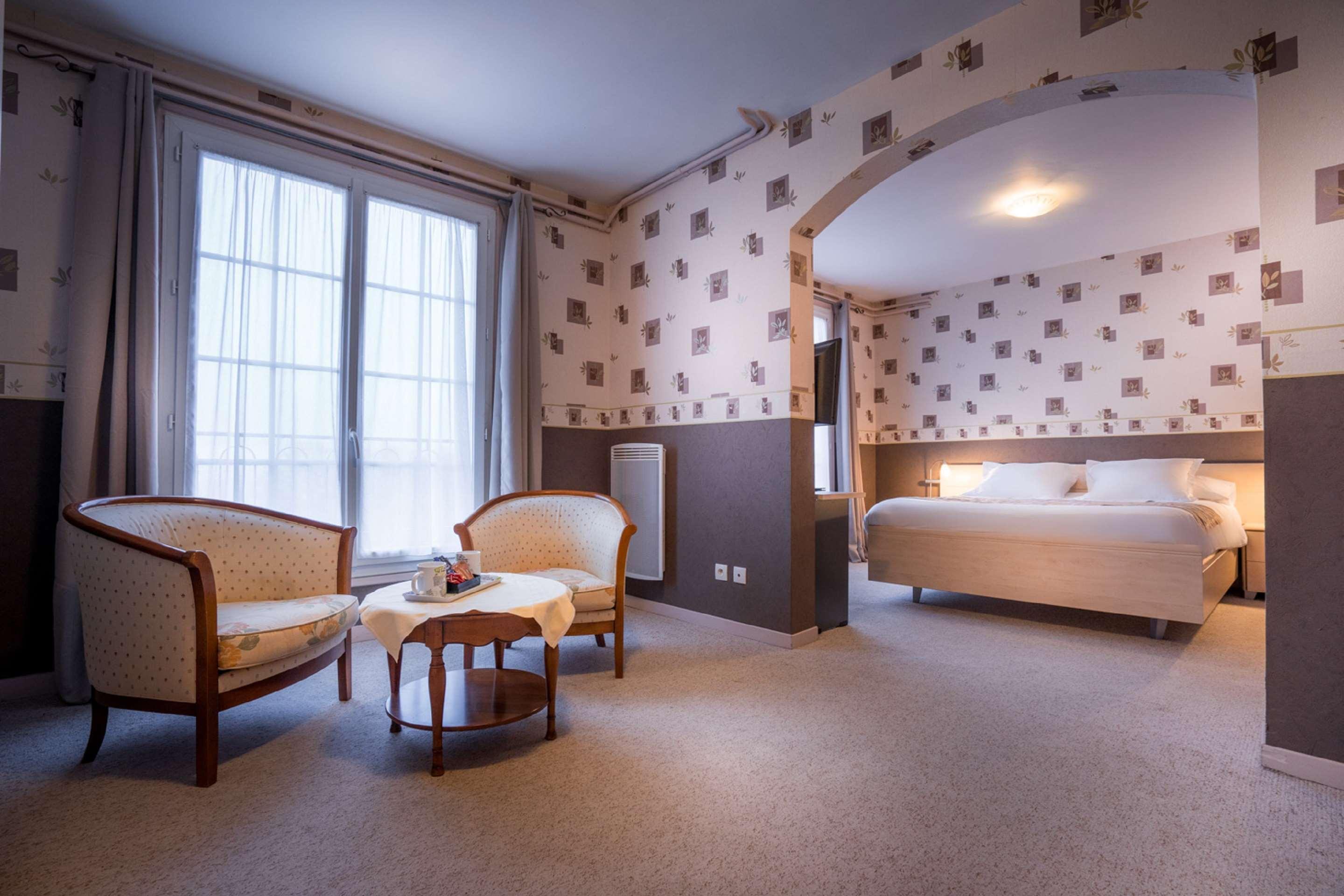 Western Ile De France & Hotel Chateau-Thierry