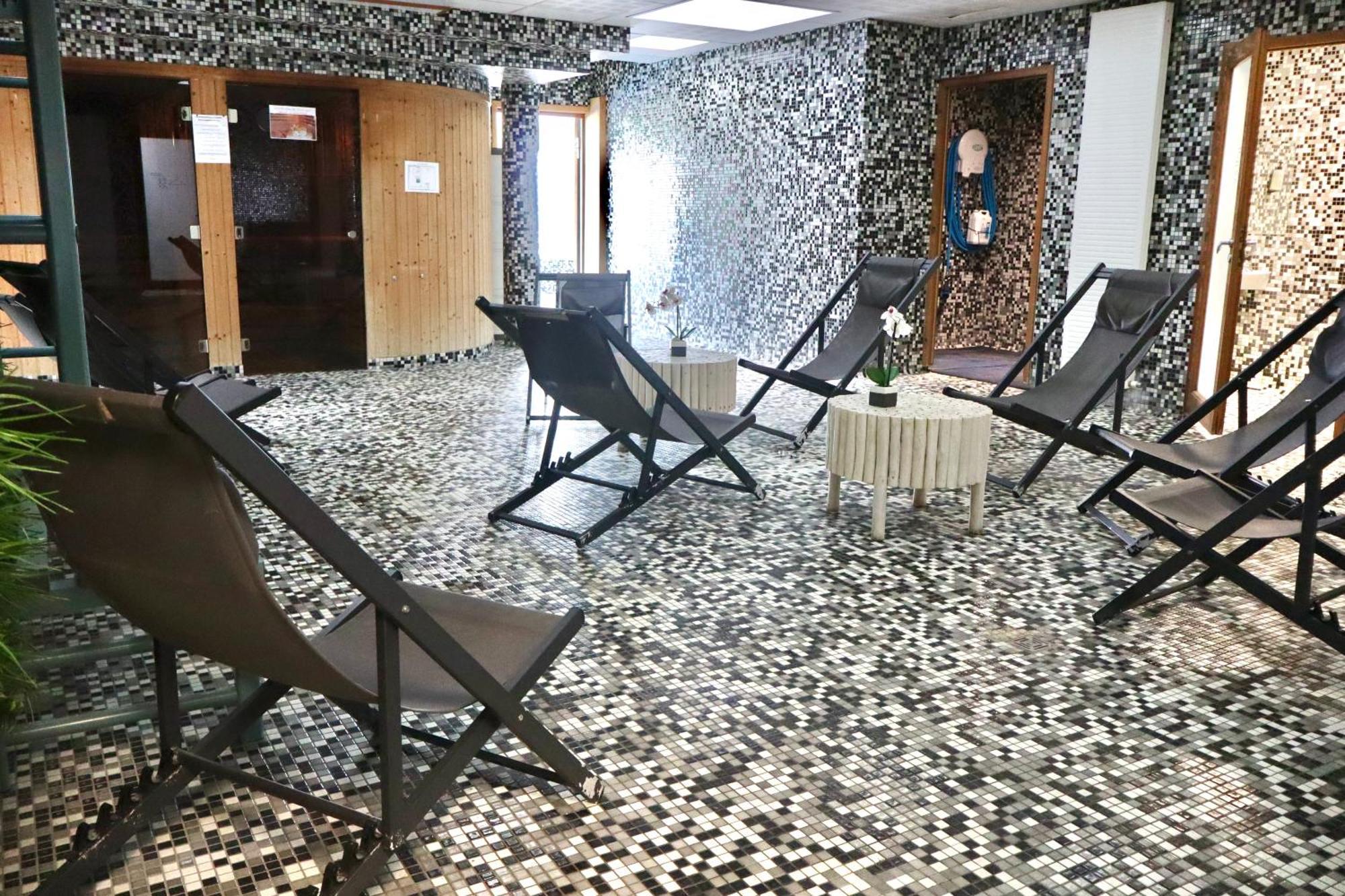 Hotel Western Ile De France