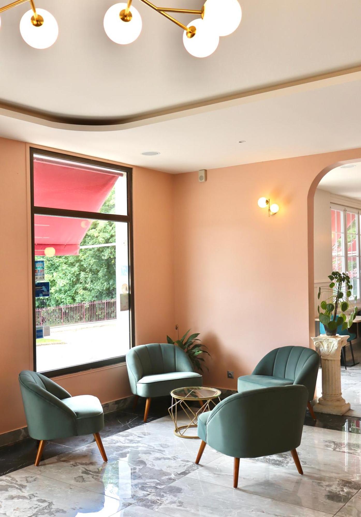 Hotel Western Ile De France & Chateau-Thierry